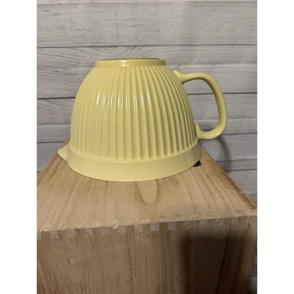 Norpro‎ Melamine 1017 Grip-EZ Mixing Bowl, 4 quart, Yellow, 3.8 liters
